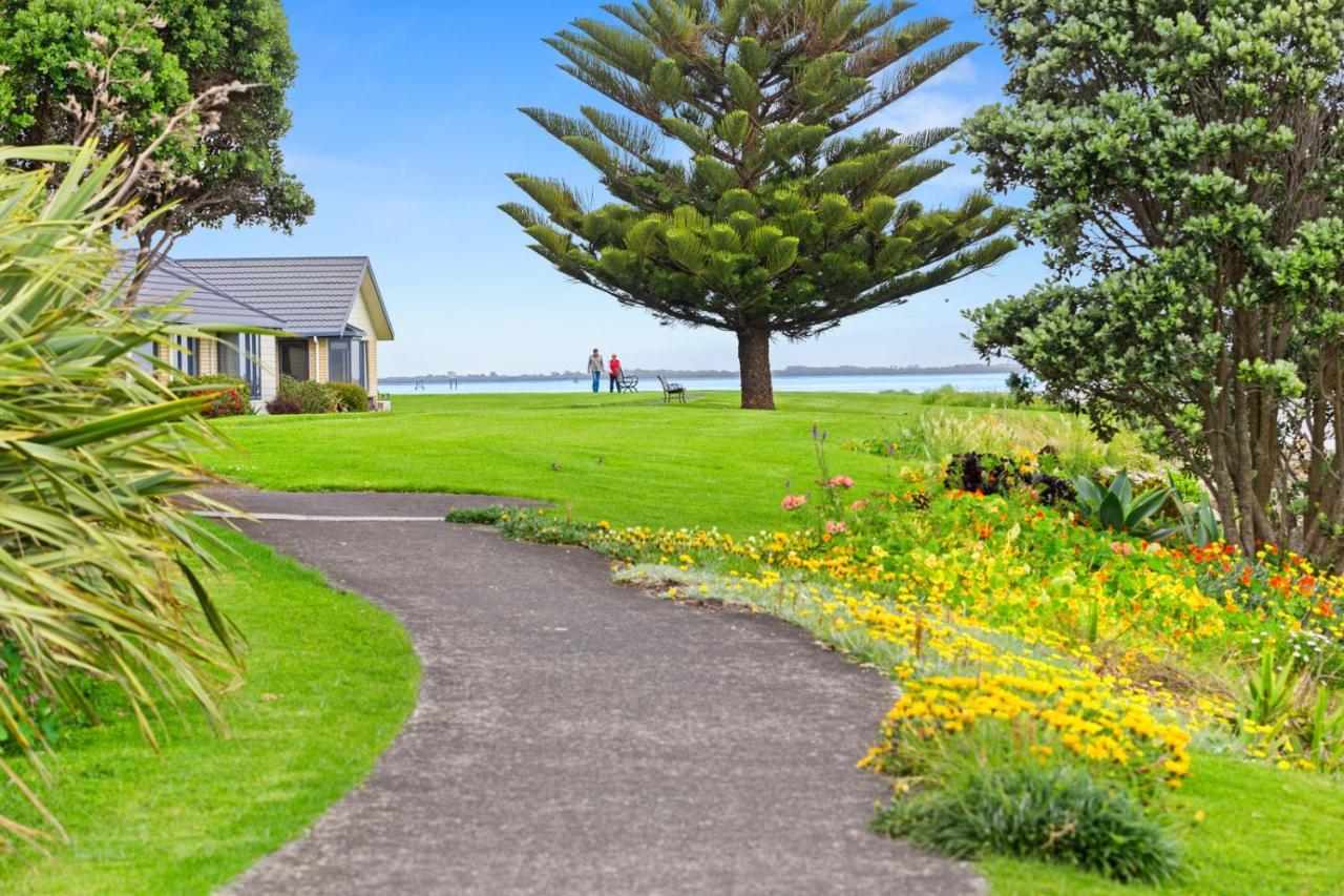 Whare Nui On Rennie - Thames Holiday Home Exterior photo